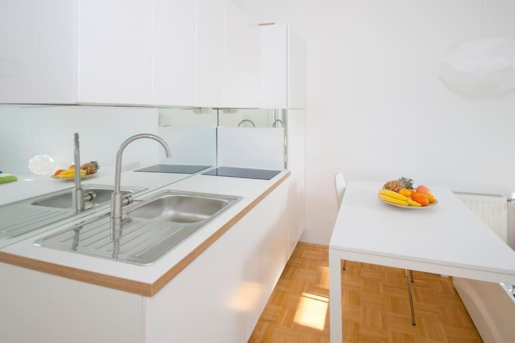The Cute, Sunny Apartment In The Center +P Laibach Exterior foto